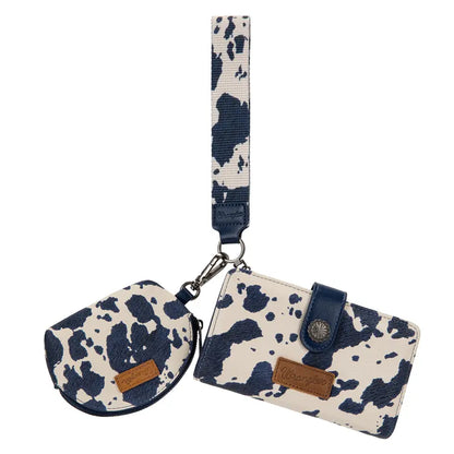 Wrangler Keychain Wristlet Wallets for Women with Detachable Coin Purse and Zipper Wallet
