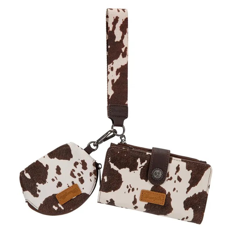 Wrangler Keychain Wristlet Wallets for Women with Detachable Coin Purse and Zipper Wallet